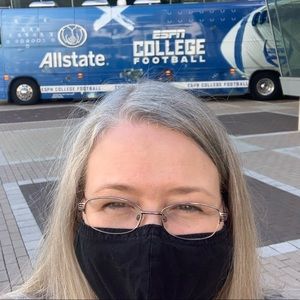 Meet your Posher, Pamela